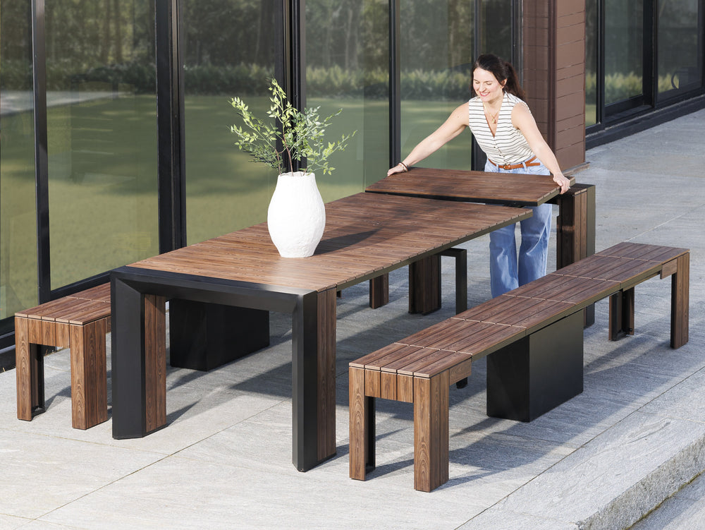 Dark Walnut - Black Frame::Gallery